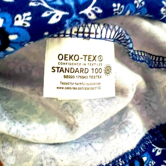 Croft & Barrow Blue Floral 3/4 Sleeve Top with Boat Neckline Size M - Picture 9 of 10